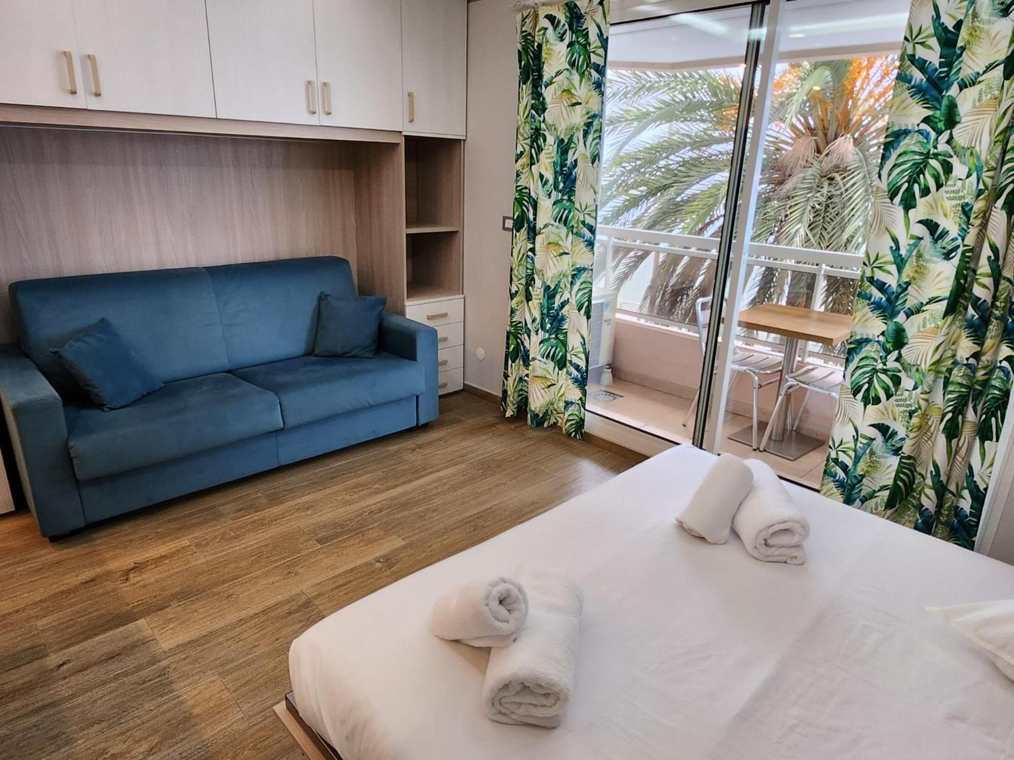 Bluemarine, Studio Vista Mare Menton Exteriér fotografie